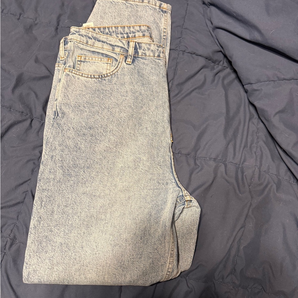 Light Wash Denim Jeans (US 24)